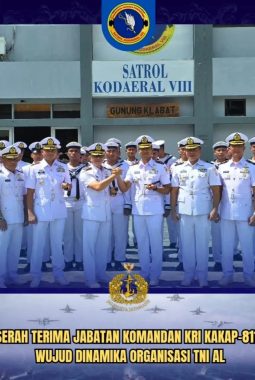 Kolonel Marvill Pimpin Sertijab Komandan KRI Kakap-811, Mayor Laut Haruman Ari Alfaizal Pimpin