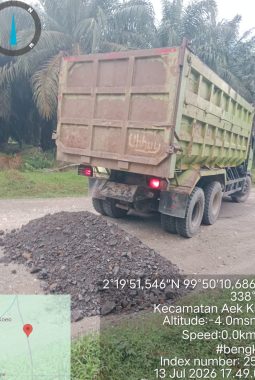 PT. Torganda Perkebunan Tahuan Ganda Aek Korsik Lakukan Rutinitas Perbaikan Ruas Jalan Utama Aek Korsik Mengarah Padang Halaban